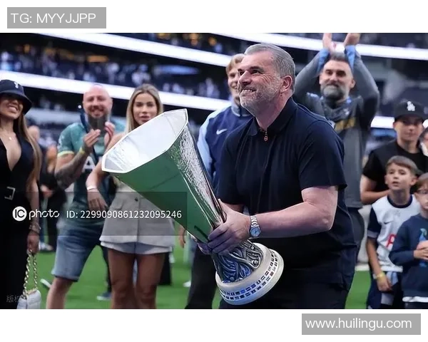 中超热刺遭尤文图斯逆转4-3惨败引发转会风波与球迷热议